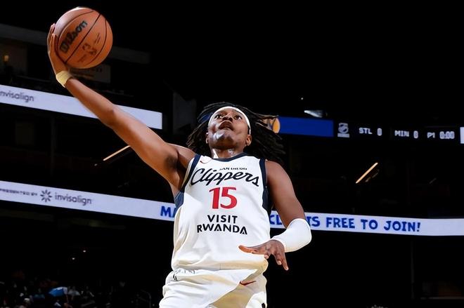 小泰泰-华盛顿发展联盟首秀惊艳 防守数据引关注