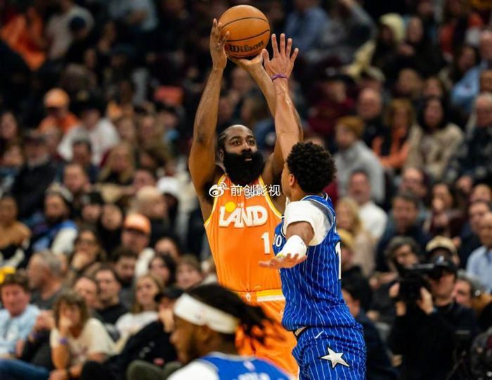 班凯罗独木难支 骑士双星闪耀复仇魔术