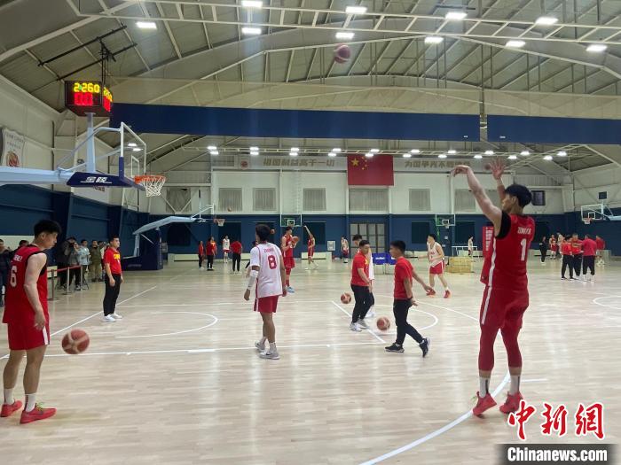 郭士强：对阵日本男篮要在攻防两端对对手形成